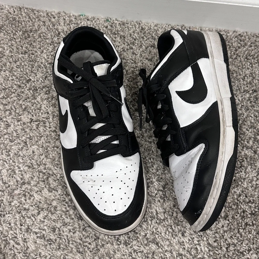Nike Dunk Low Black White “Panda” Sneakers Men’s Size 10.5